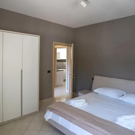 Evergreen Pines Apartament *